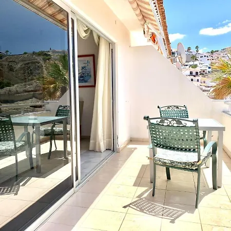 Apartamento Solo Adultos, Bien Comunicado, Freewifi, Piscina En Tenerife Sur Cerca De Playa De Las Americas * أذيخي