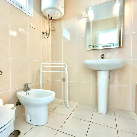 Apartamento Solo Adultos, Bien Comunicado, Freewifi, Piscina En Tenerife Sur Cerca De Playa De Las Americas شقة *