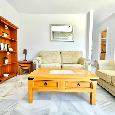 Apartamento Solo Adultos, Bien Comunicado, Freewifi, Piscina En Tenerife Sur Cerca De Playa De Las Americas شقة *