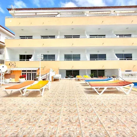 Apartamento Solo Adultos, Bien Comunicado, Freewifi, Piscina En Tenerife Sur Cerca De Playa De Las Americas أذيخي