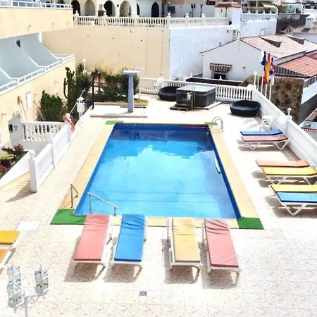 Apartamento Solo Adultos, Bien Comunicado, Freewifi, Piscina En Tenerife Sur Cerca De Playa De Las Americas Lägenhet *
